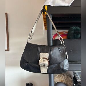 Black Leather Shoulder Bag COACH SOHO